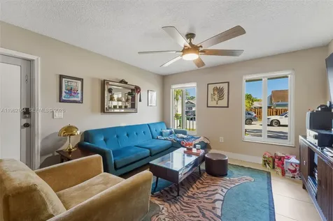 235 SW 159th Way Sunrise FL 33326