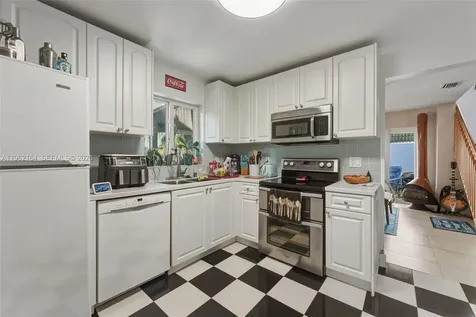 235 SW 159th Way Sunrise FL 33326
