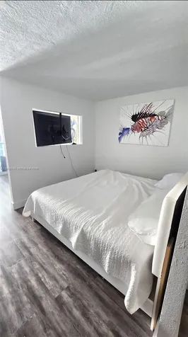 19201 Collins Avenue Sunny Isles Beach FL 33160