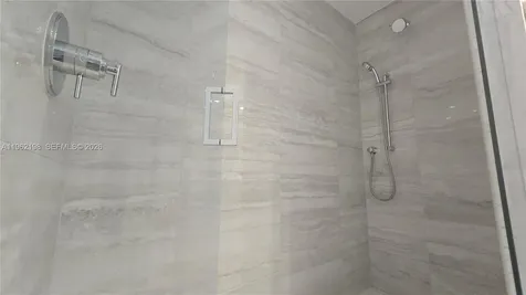100 E Las Olas Boulevard Fort Lauderdale FL 33301