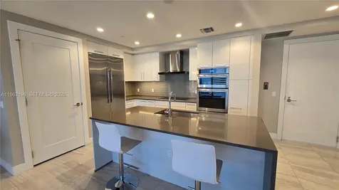 100 E Las Olas Boulevard Fort Lauderdale FL 33301
