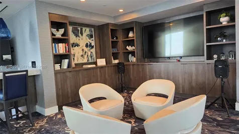 100 E Las Olas Boulevard Fort Lauderdale FL 33301