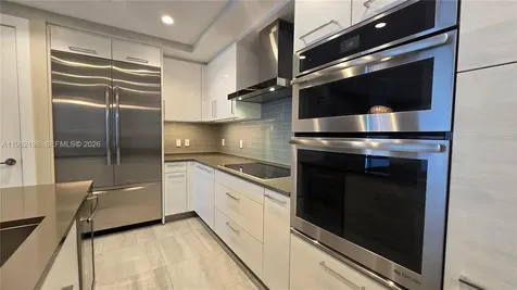 100 E Las Olas Boulevard Fort Lauderdale FL 33301