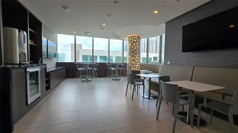 100 E Las Olas Boulevard Fort Lauderdale FL 33301