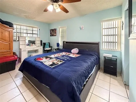 8891 SW 28th Street Miami FL 33165