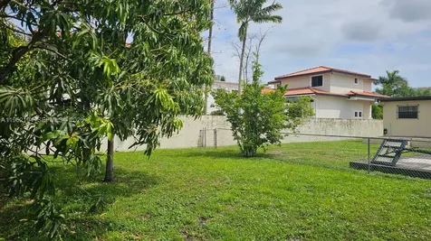 8891 SW 28th Street Miami FL 33165