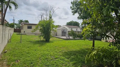 8891 SW 28th Street Miami FL 33165