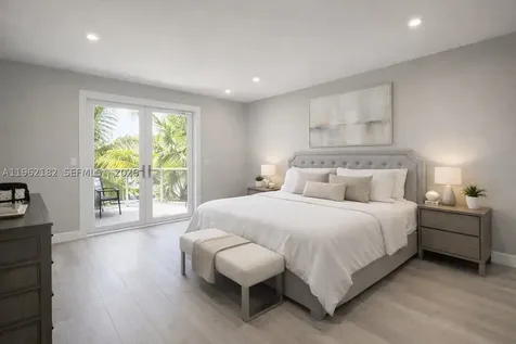 10565 NW 64th Way Doral FL 33178