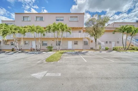 840 SW 105th Avenue Miami FL 33174