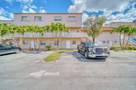840 SW 105th Avenue Miami FL 33174