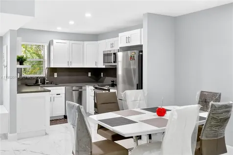 410 SE 2nd Street Hallandale Beach FL 33009