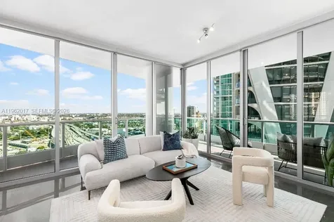 900 Biscayne Boulevard Miami FL 33132