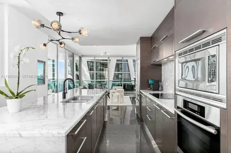 900 Biscayne Boulevard Miami FL 33132