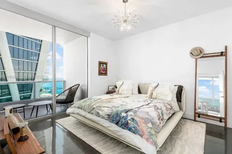 900 Biscayne Boulevard Miami FL 33132