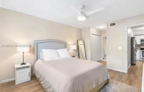 1150 Wildwood Lakes Boulevard Naples FL 34104