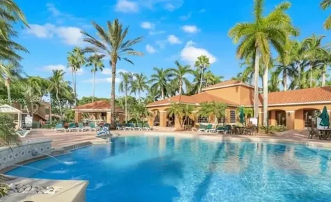 1150 Wildwood Lakes Boulevard Naples FL 34104