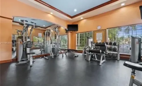 1150 Wildwood Lakes Boulevard Naples FL 34104
