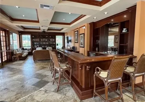 1150 Wildwood Lakes Boulevard Naples FL 34104