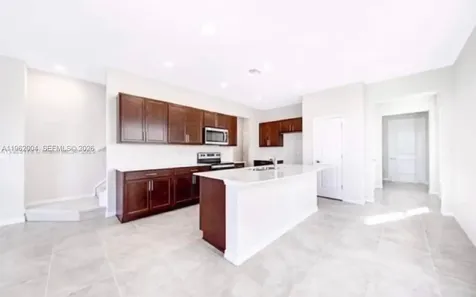 2163 S Appleton Circle S Oakland Park FL 33309
