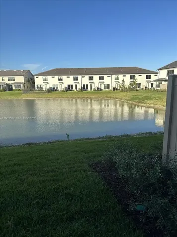 2163 S Appleton Circle S Oakland Park FL 33309