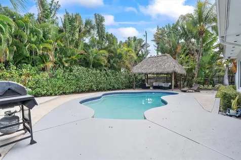 4440 NE 17th Avenue Oakland Park FL 33334