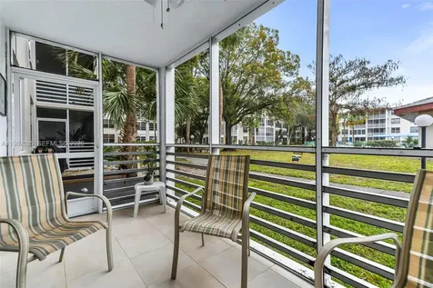 2649 NW 48th Terrace Lauderdale Lakes FL 33313