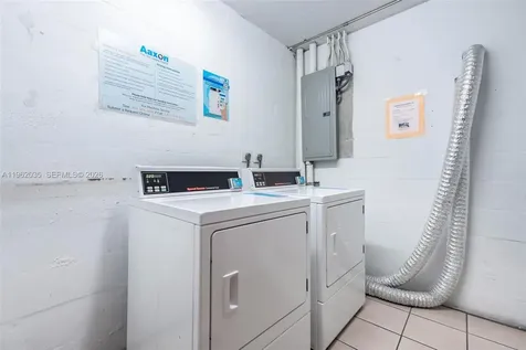 2649 NW 48th Terrace Lauderdale Lakes FL 33313