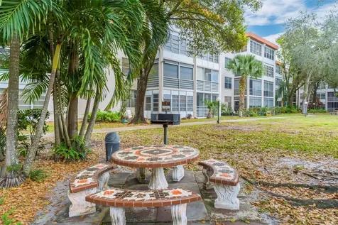 2649 NW 48th Terrace Lauderdale Lakes FL 33313