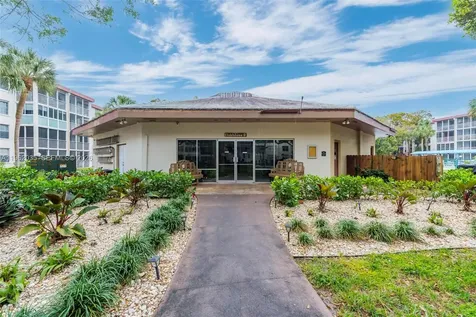 2649 NW 48th Terrace Lauderdale Lakes FL 33313