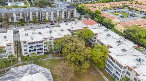 2649 NW 48th Terrace Lauderdale Lakes FL 33313