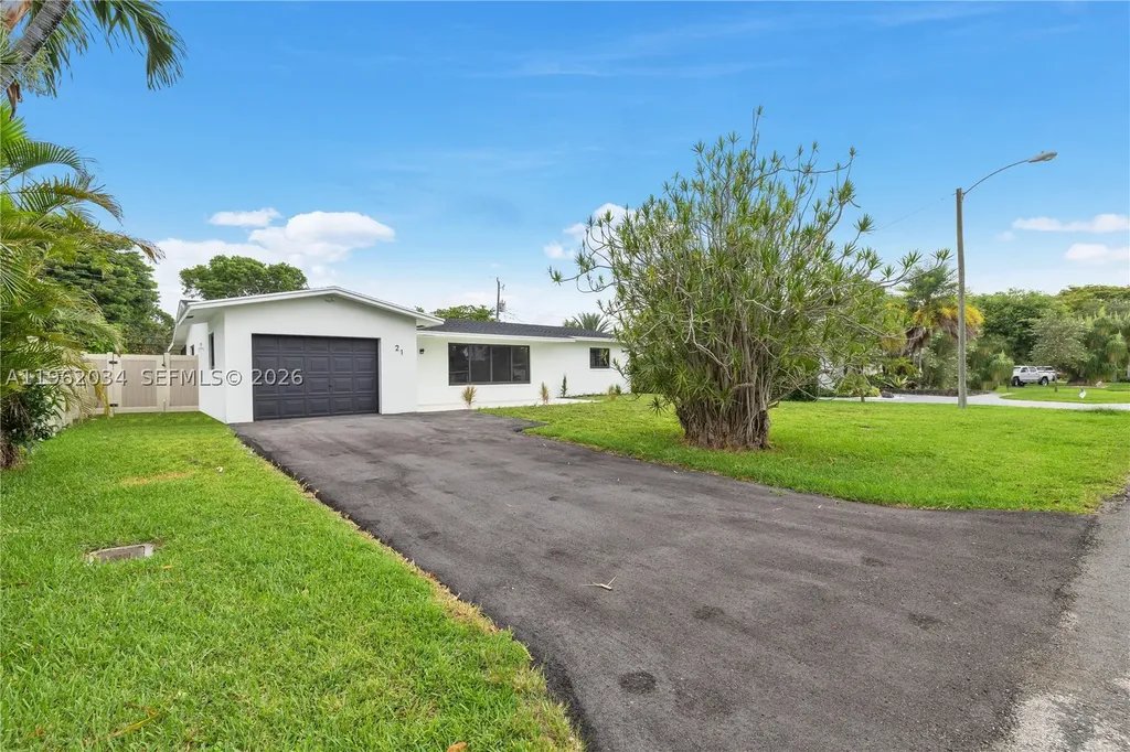 21 SE 7th Street Pompano Beach FL 33060