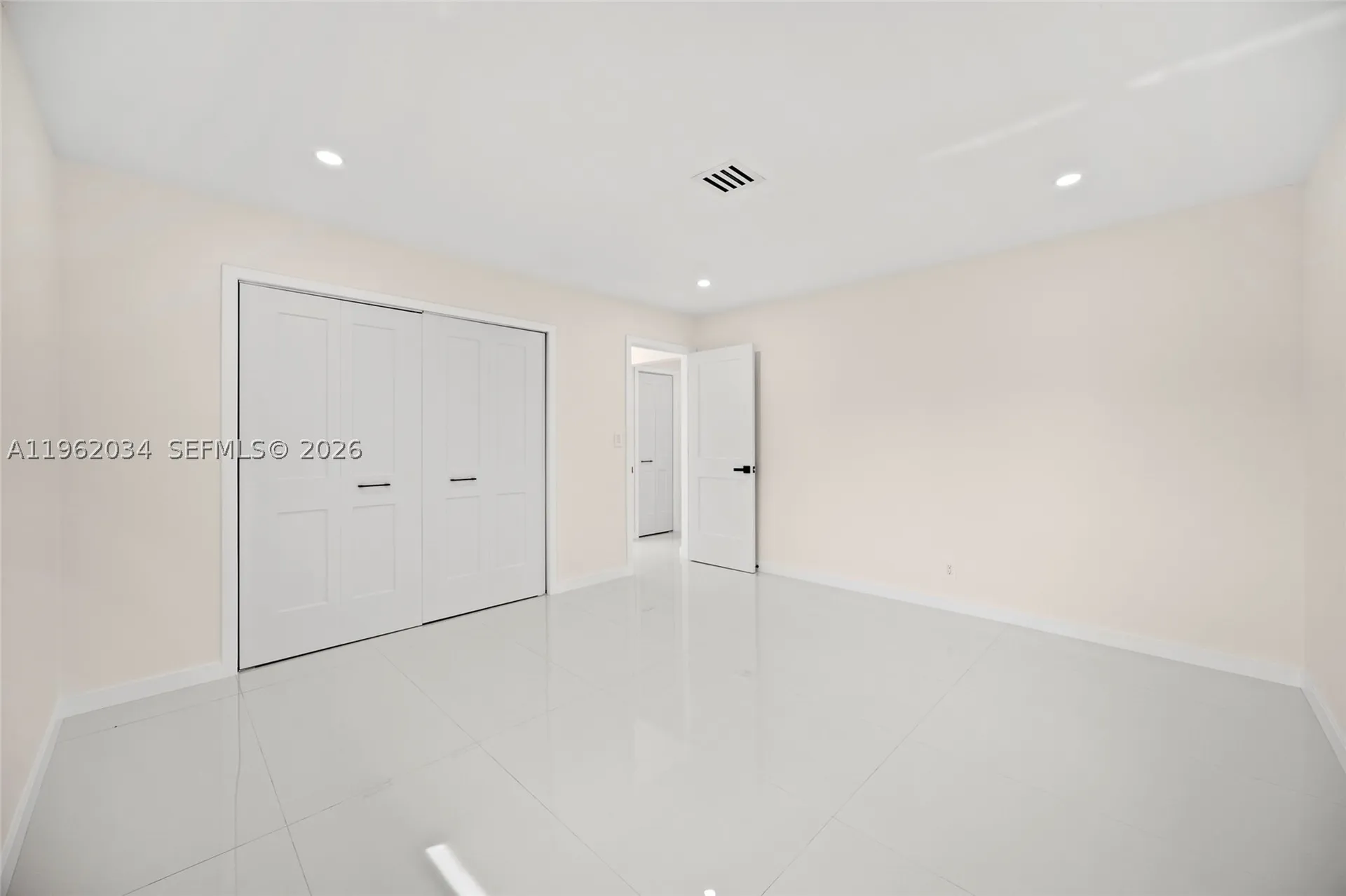 21 SE 7th Street Pompano Beach FL 33060
