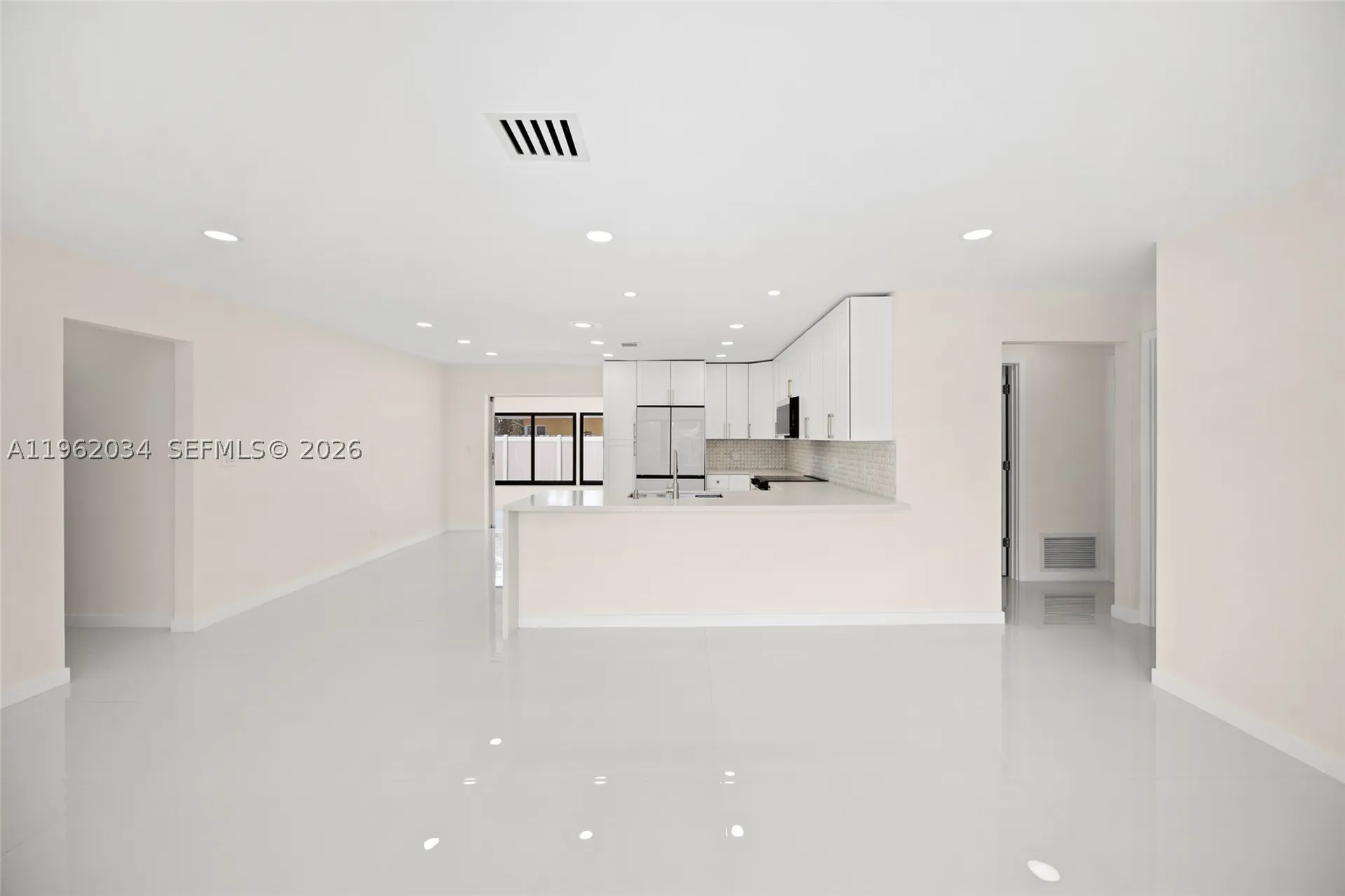 21 SE 7th Street Pompano Beach FL 33060