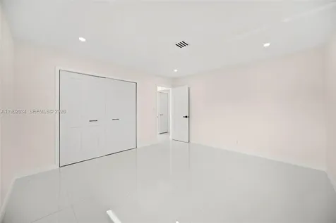 21 SE 7th Street Pompano Beach FL 33060