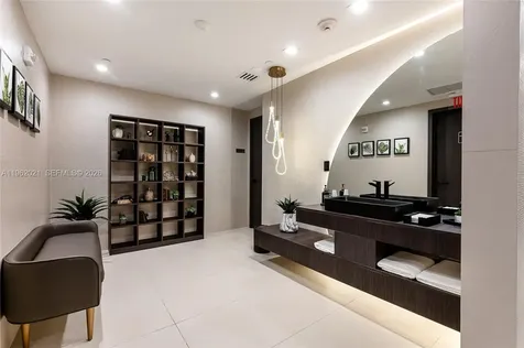 15901 Collins Avenue Sunny Isles Beach FL 33160