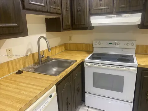 335 W Laurel Drive Margate FL 33063
