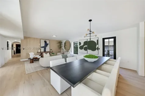 7811 Carlyle Avenue Miami Beach FL 33141