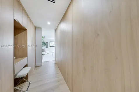 7811 Carlyle Avenue Miami Beach FL 33141
