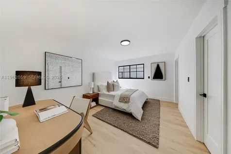 7811 Carlyle Avenue Miami Beach FL 33141