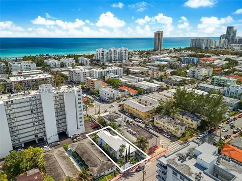 7811 Carlyle Avenue Miami Beach FL 33141