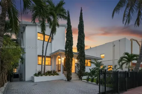 7811 Carlyle Avenue Miami Beach FL 33141