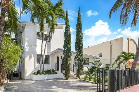 7811 Carlyle Avenue Miami Beach FL 33141