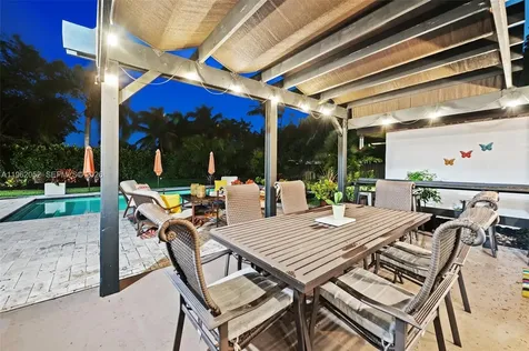 17605 SW 86th Avenue Palmetto Bay FL 33157