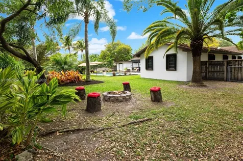 17605 SW 86th Avenue Palmetto Bay FL 33157