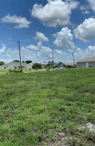 2 NW 13th Place Cape Coral FL 33993