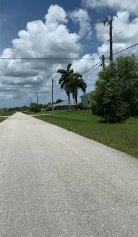 2 NW 13th Place Cape Coral FL 33993