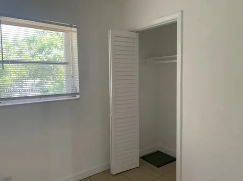 637 NE 6th Court Boynton Beach FL 33435