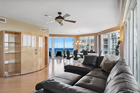 6051 N Ocean Drive Hollywood FL 33019
