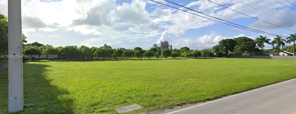 21220 SW 194 Avenue Miami FL 33187