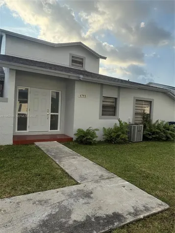 6793 SW 152nd Place Miami FL 33193